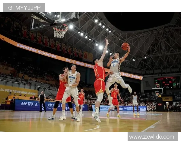 2013年CBA季后赛北京队对阵广厦队精彩回顾与赛后分析